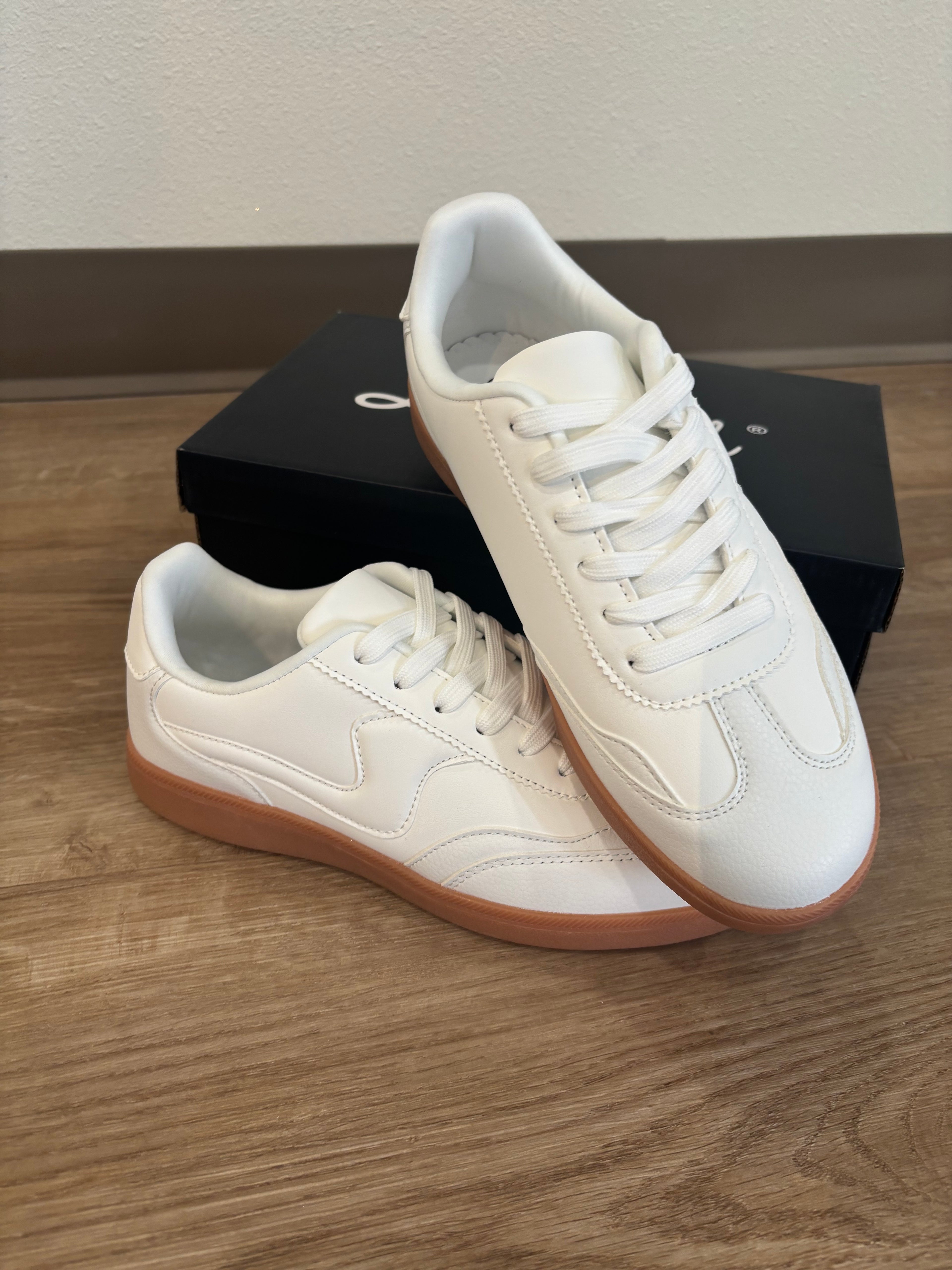 Forever Sneaker White