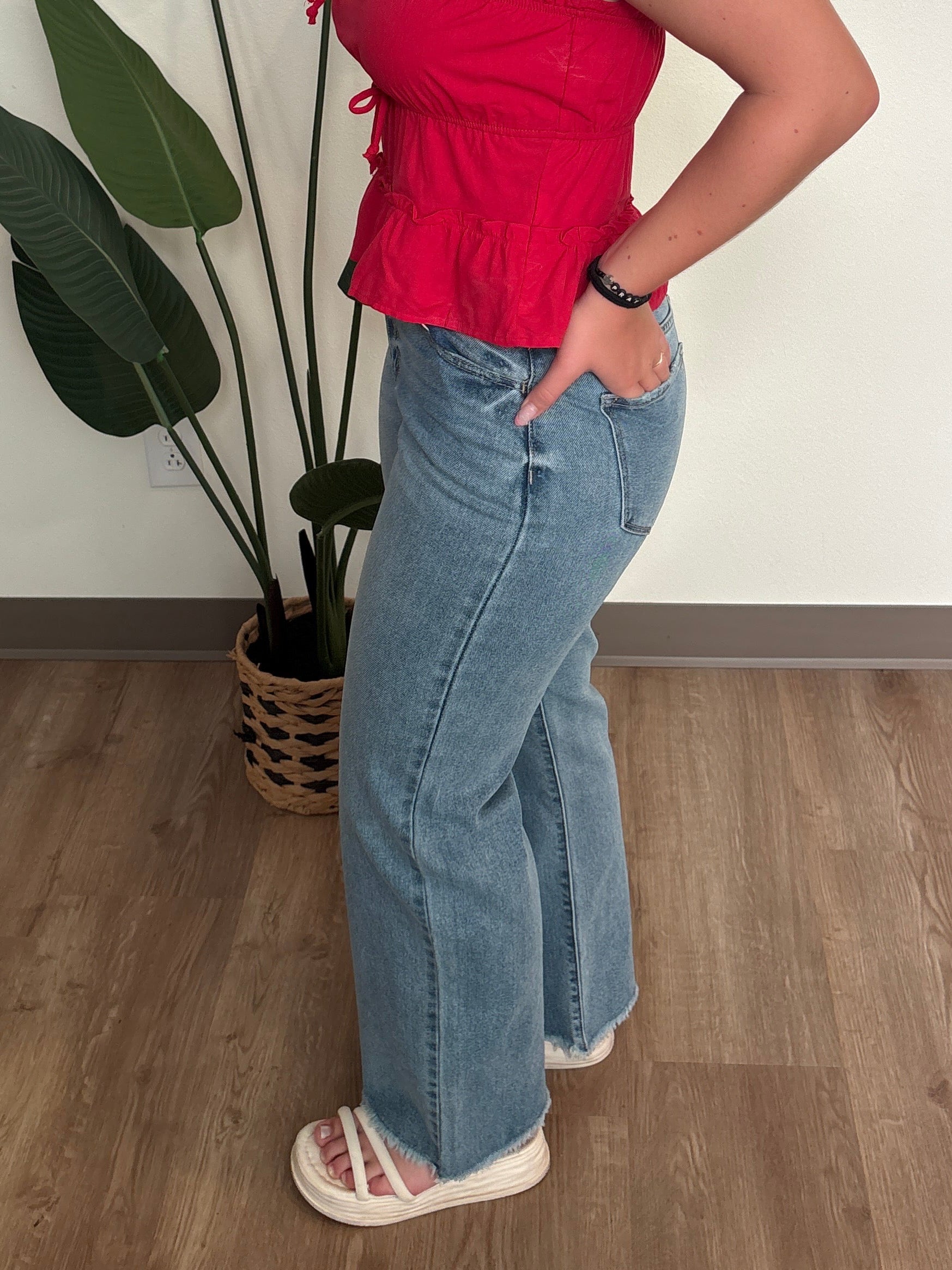 High Rise Slim Crop