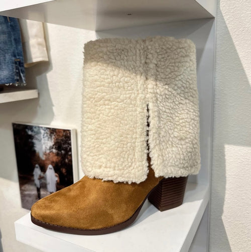 Beige Fleece Boot